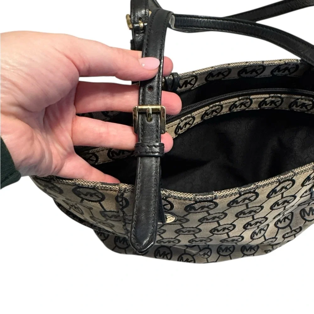 MICHAEL KORS large shoulder bag
